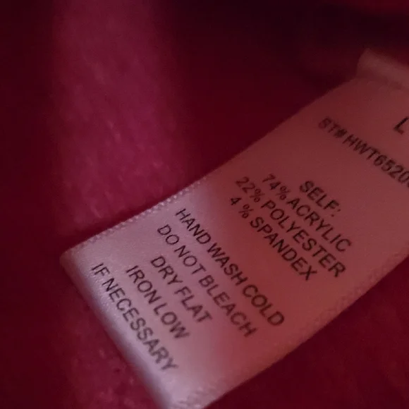 Charming NWT Pink Cherry Sweater with Pearl Accents - Picture 5 of 5